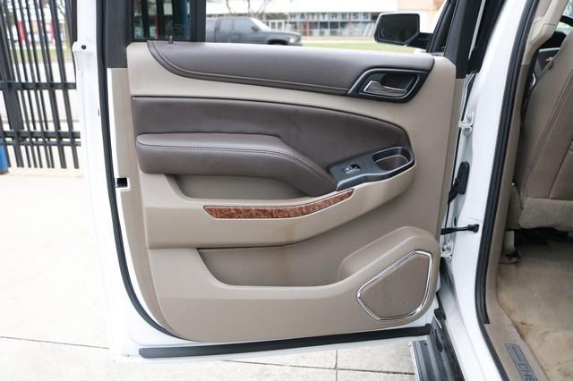 Chevrolet Suburban 4WD 4dr 1500 Premier 2017