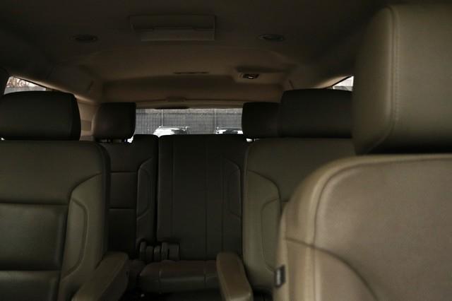 Chevrolet Suburban 4WD 4dr 1500 Premier 2017