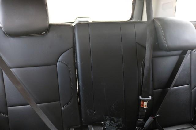 Chevrolet Suburban 4WD 4dr 1500 LT 2019