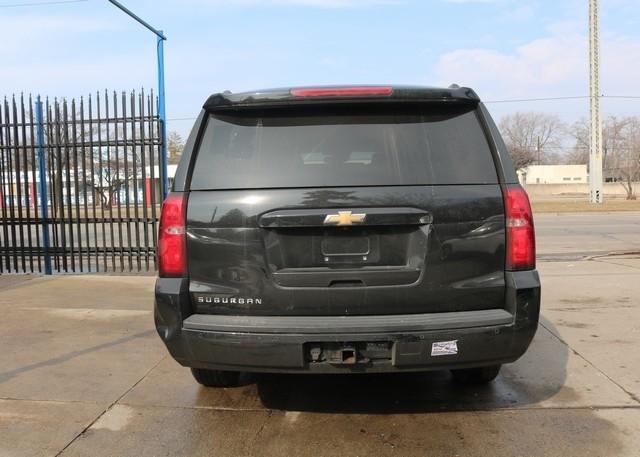 Chevrolet Suburban 4WD 4dr 1500 LT 2019