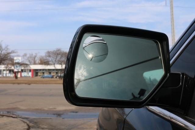 Chevrolet Suburban 4WD 4dr 1500 LT 2019