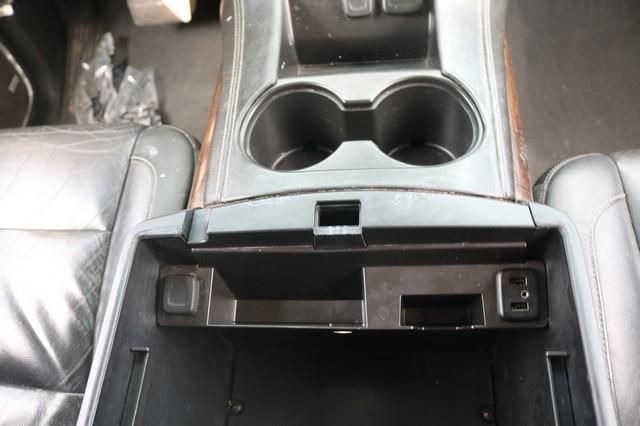 Chevrolet Suburban 4WD 4dr 1500 LT 2019