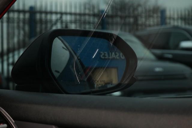 Toyota Camry SE Nightshade Auto (Natl) 2021