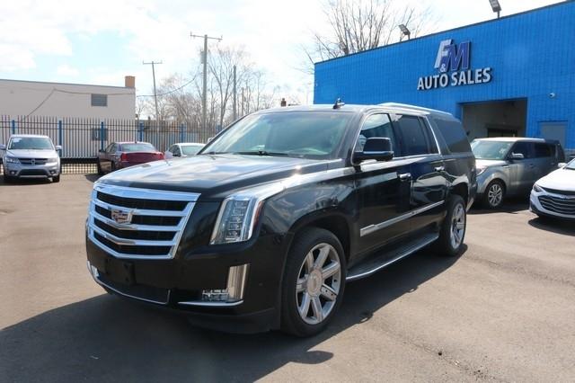 Cadillac Escalade ESV 4WD 4dr Luxury 2017