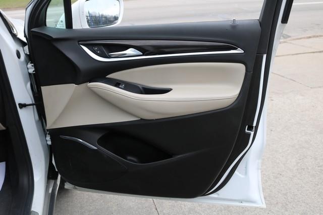 Buick Enclave FWD 4dr Essence 2020