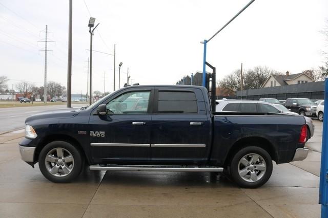 RAM 1500 4WD Crew Cab 140.5" Big Horn 2016