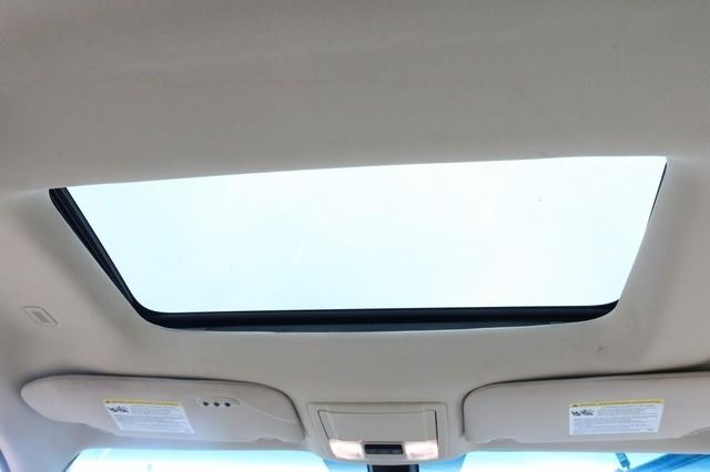 Lincoln MKS 4dr Sdn 3.7L AWD 2013