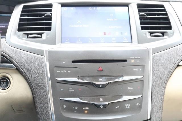 Lincoln MKS 4dr Sdn 3.7L AWD 2013