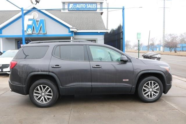GMC Acadia AWD 4dr SLE w/SLE-2 2017