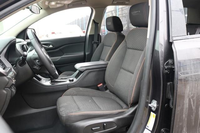 GMC Acadia AWD 4dr SLE w/SLE-2 2017