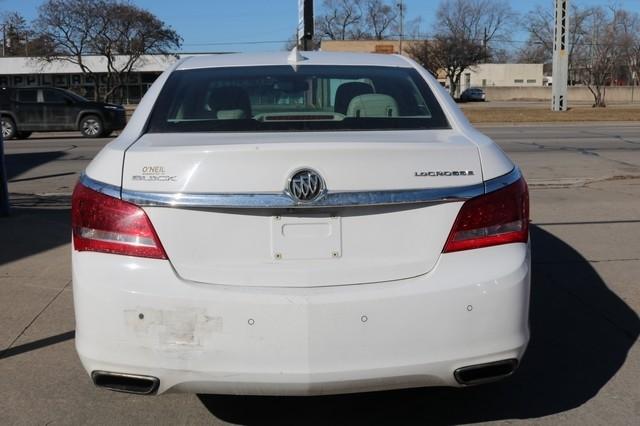 Buick LaCrosse 4dr Sdn Leather FWD 2015