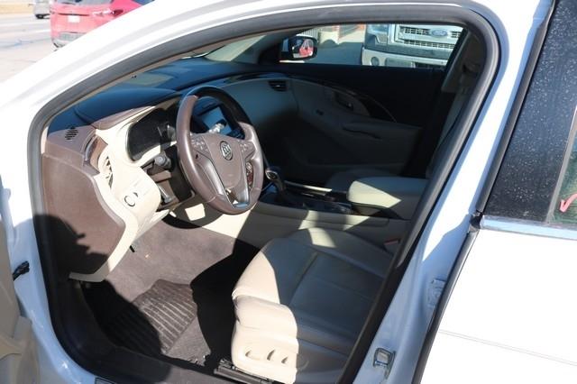 Buick LaCrosse 4dr Sdn Leather FWD 2015
