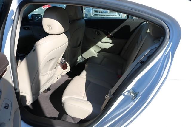 Buick LaCrosse 4dr Sdn Leather FWD 2015
