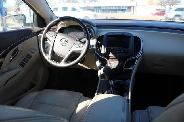 Buick LaCrosse 4dr Sdn Leather FWD 2015