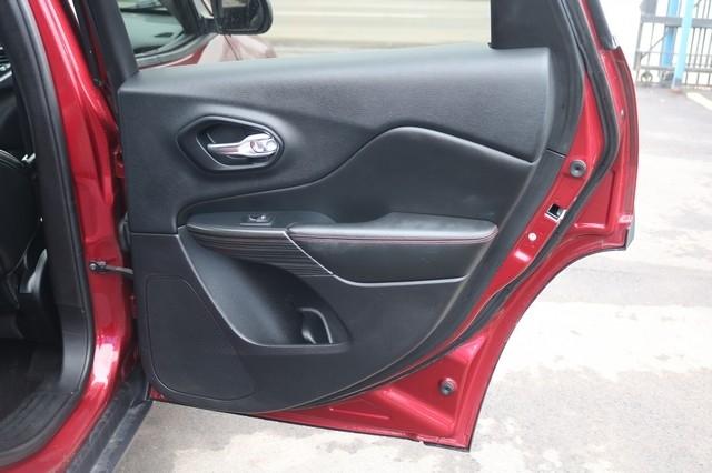 Jeep Cherokee 4WD 4dr Trailhawk 2015