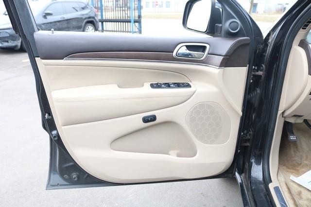 Jeep Grand Cherokee 4WD 4dr Overland 2016