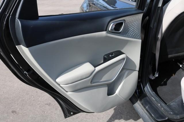 Kia Soul LX IVT 2021