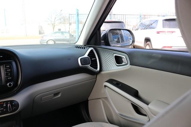 Kia Soul LX IVT 2021