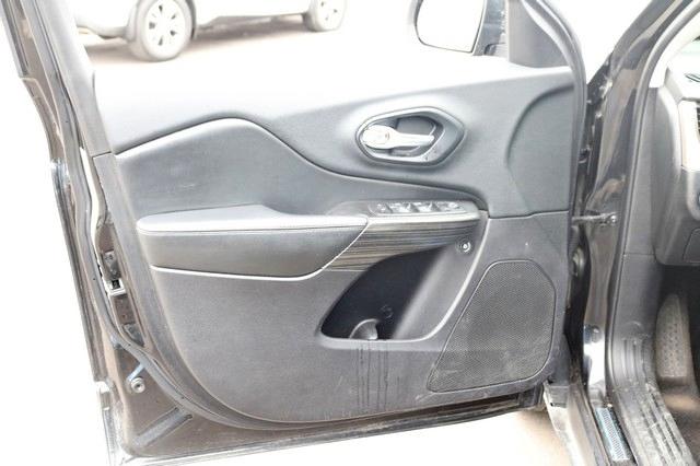 Jeep Cherokee FWD 4dr Limited 2014