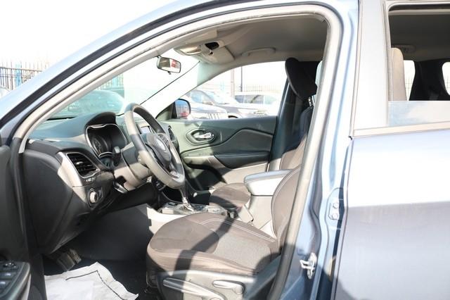 Jeep Cherokee Latitude FWD 2020