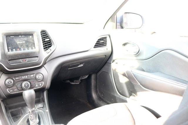 Jeep Cherokee Latitude FWD 2020