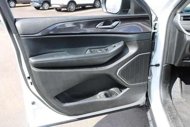 Jeep Grand Cherokee L Laredo 4x4 2022