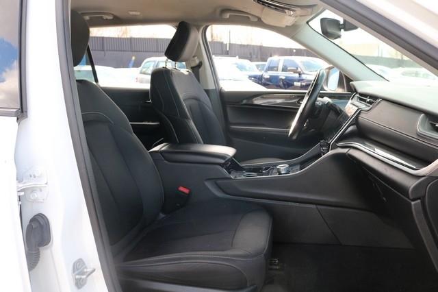 Jeep Grand Cherokee L Laredo 4x4 2022