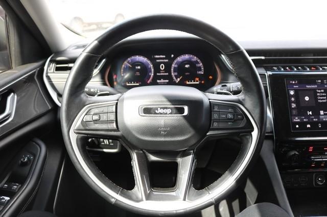 Jeep Grand Cherokee L Laredo 4x4 2022