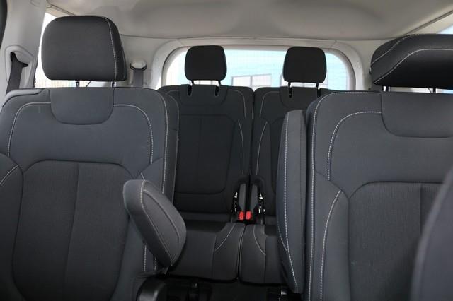 Jeep Grand Cherokee L Laredo 4x4 2022