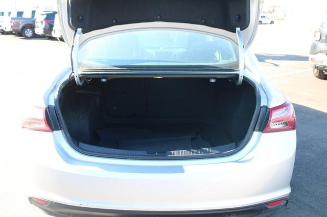 Chevrolet Malibu 4dr Sdn LT 2021