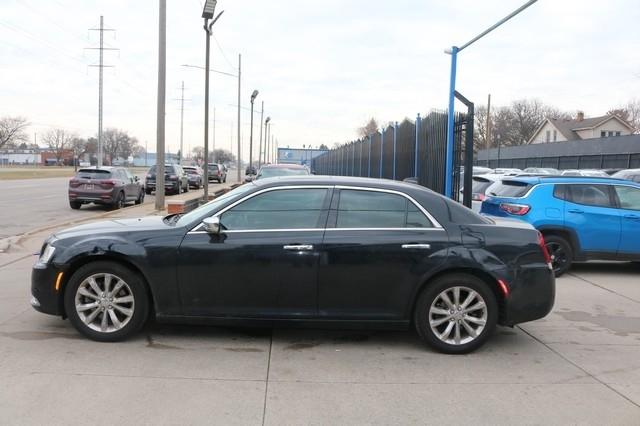 Chrysler 300 4dr Sdn 300C AWD 2015