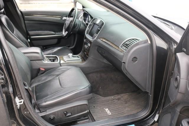 Chrysler 300 4dr Sdn 300C AWD 2015