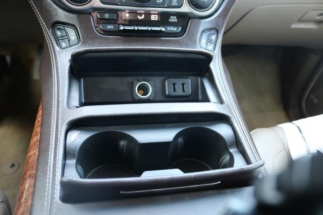 Chevrolet Suburban 4WD 4dr 1500 Premier 2019