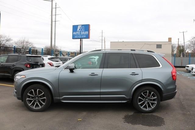 Volvo XC90 T6 AWD 7-Passenger Momentum 2017