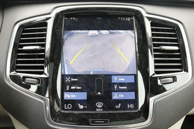 Volvo XC90 T6 AWD 7-Passenger Momentum 2017