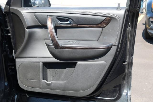 GMC Acadia AWD 4dr Denali 2015