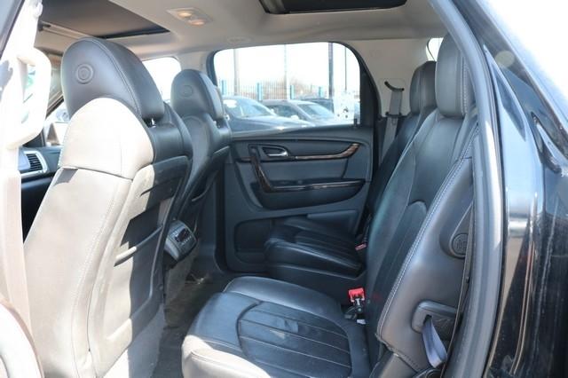 GMC Acadia AWD 4dr Denali 2015