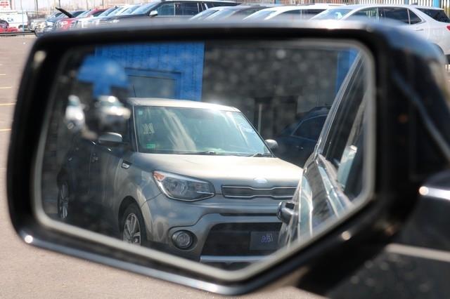 Chevrolet Tahoe 4WD 4dr LT 2018