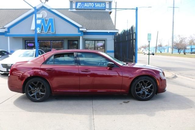 Chrysler 300 Touring RWD 2020