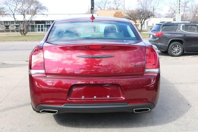 Chrysler 300 Touring RWD 2020
