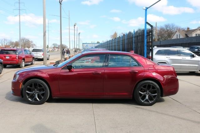 Chrysler 300 Touring RWD 2020