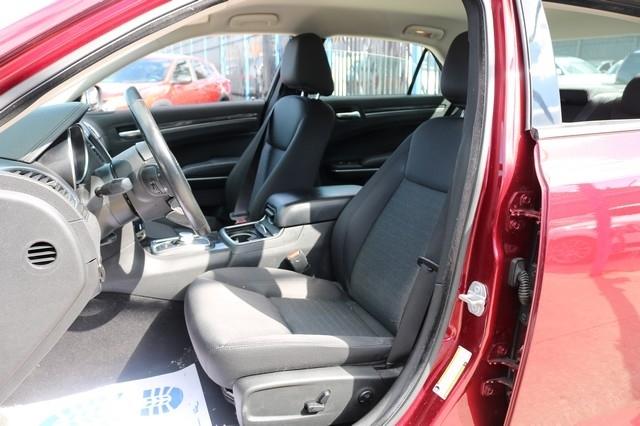 Chrysler 300 Touring RWD 2020