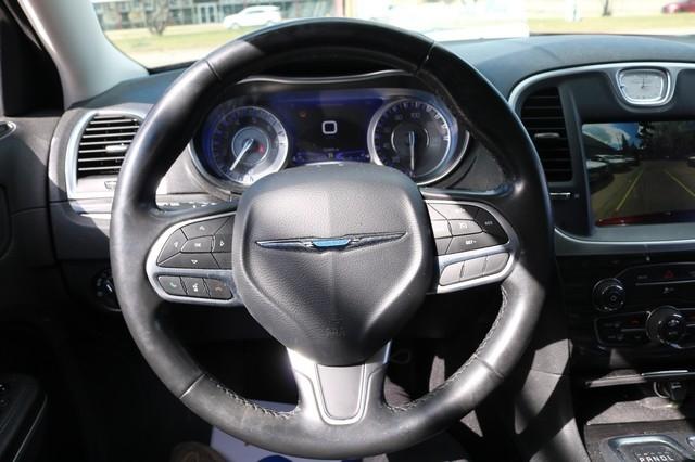 Chrysler 300 Touring RWD 2020