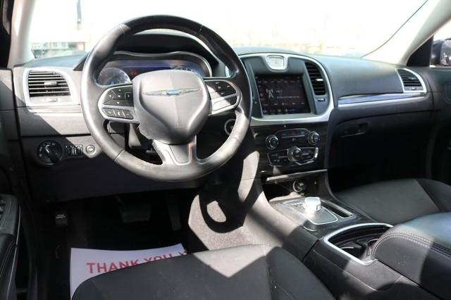 Chrysler 300 Touring RWD 2020