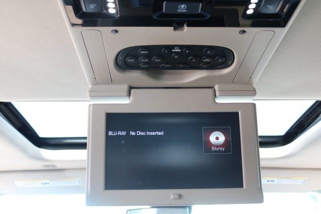 GMC Yukon XL 4WD 4dr Denali 2015