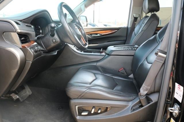 Cadillac Escalade 4WD 4dr Luxury 2017