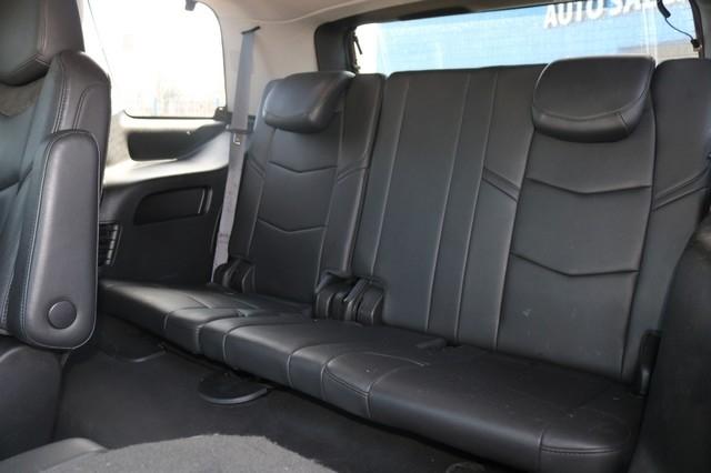 Cadillac Escalade 4WD 4dr Luxury 2017