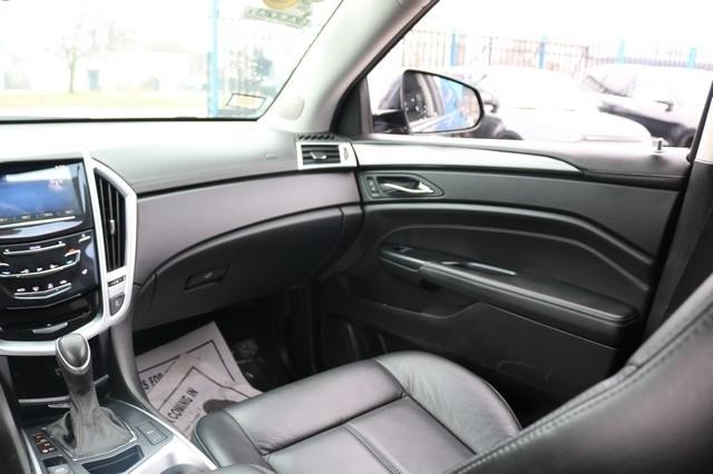 Cadillac SRX FWD 4dr Base 2016