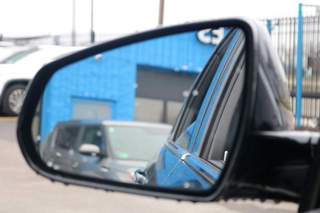 Cadillac SRX FWD 4dr Base 2016