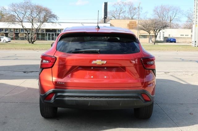Chevrolet Trax FWD 4dr LS 2024